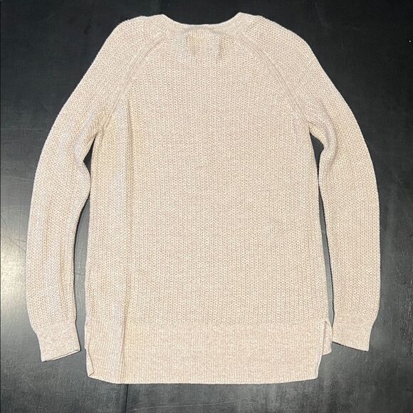 Old Navy Women's Light Beige Crew Neck Sweater - Picture 4 of 4